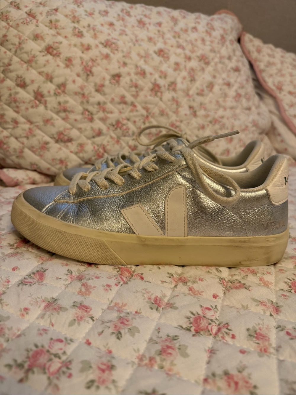 Veja Sneakers